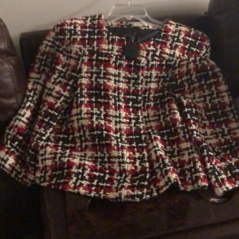 Short cut style tweed jacket